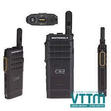 Máy Bộ Đàm Motorola XiR SL1M Kỹ Thuật Số Thiết Kế Mỏng Nhẹ